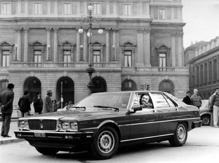 Maserati_Quattroporte_III_and_Luciano_Pavarotti